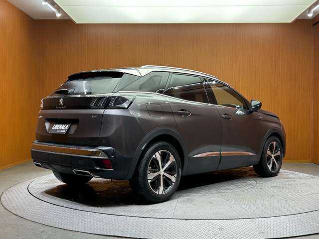 プジョー ３００８ GT ブルー HDi 千葉県 2021(令3)年 4.7万km プラチナグレー パノラマＳＲ　/ＡＣＣ　/半革　/ＴＶ　/Ｂカメラ　/ＣａｒＰｌａｙ　/Ｂｌｕｅｔｏｏｔｈ接続　/ハンズフリーパワーバックドア　/シートヒーター　/ＬＥＤライト　/オートハイビーム　/衝突軽減Ｂ　/ＢＳＭ　/ＬＫＡ　/ドラレコ