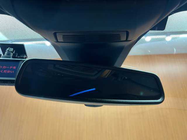 プジョー ３００８ GT ブルー HDi 千葉県 2021(令3)年 4.7万km プラチナグレー パノラマＳＲ　/ＡＣＣ　/半革　/ＴＶ　/Ｂカメラ　/ＣａｒＰｌａｙ　/Ｂｌｕｅｔｏｏｔｈ接続　/ハンズフリーパワーバックドア　/シートヒーター　/ＬＥＤライト　/オートハイビーム　/衝突軽減Ｂ　/ＢＳＭ　/ＬＫＡ　/ドラレコ