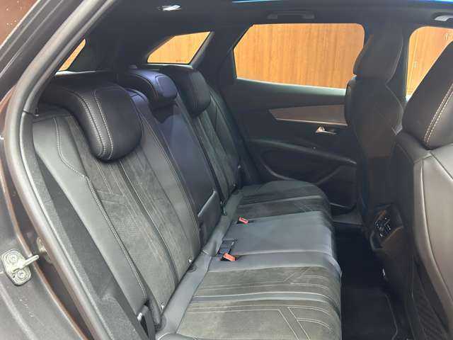 プジョー ３００８ GT ブルー HDi 千葉県 2021(令3)年 4.7万km プラチナグレー パノラマＳＲ　/ＡＣＣ　/半革　/ＴＶ　/Ｂカメラ　/ＣａｒＰｌａｙ　/Ｂｌｕｅｔｏｏｔｈ接続　/ハンズフリーパワーバックドア　/シートヒーター　/ＬＥＤライト　/オートハイビーム　/衝突軽減Ｂ　/ＢＳＭ　/ＬＫＡ　/ドラレコ