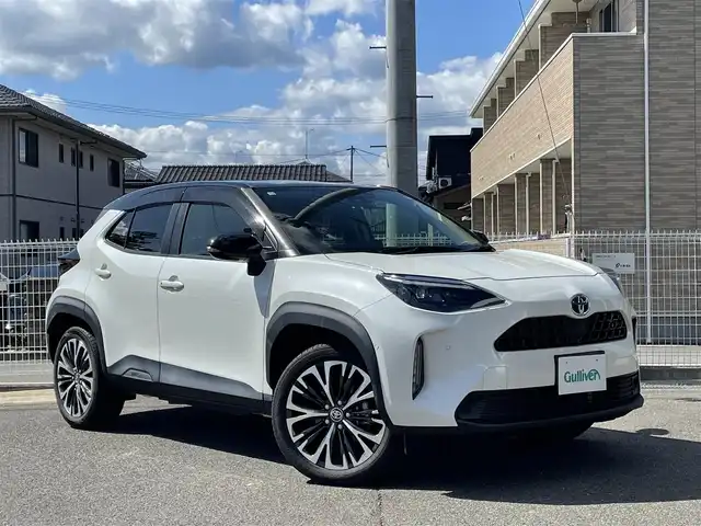 トヨタ ヤリスクロス ハイブリッド Z 福島県 2020(令2)年 3.6万km ブラックマイカ/ホワイトパールクリスタルシャイン 2トーン ワンオーナー/純正ディスプレイオーディオ/ラジオ/BT/USB/Miracast/フルセグTV/純正18インチAW(社外AW＋冬タイヤ積込)/Toyota Safety Sense/レーダークルーズコントロール/プリクラッシュセーフティ/パノラミックビューモニター/ブラインドスポットモニター/クリアランスソナー/ハーフレザーシート/パワーシート/シートヒーター/オートハイビーム/LEDヘッドライト/ビルトインETC 2.0/USB充電ポート/ドライブレコーダー/プッシュスタート/ドアバイザー/フロアマット