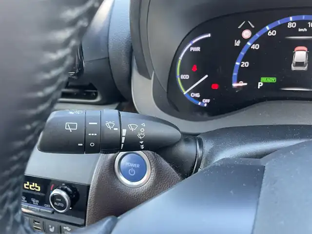 トヨタ ヤリスクロス ハイブリッド Z 福島県 2020(令2)年 3.6万km ブラックマイカ/ホワイトパールクリスタルシャイン 2トーン ワンオーナー/純正ディスプレイオーディオ/ラジオ/BT/USB/Miracast/フルセグTV/純正18インチAW(社外AW＋冬タイヤ積込)/Toyota Safety Sense/レーダークルーズコントロール/プリクラッシュセーフティ/パノラミックビューモニター/ブラインドスポットモニター/クリアランスソナー/ハーフレザーシート/パワーシート/シートヒーター/オートハイビーム/LEDヘッドライト/ビルトインETC 2.0/USB充電ポート/ドライブレコーダー/プッシュスタート/ドアバイザー/フロアマット