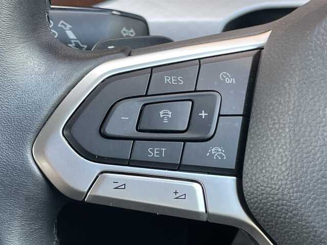 フォルクスワーゲン ＶＷ ゴルフ TDI アクティブアドバンス 鹿児島県 2023(令5)年 1.8万km 黒 ワンオーナー /純正ナビ/バックカメラ/Bluetoothオーディオ/前後ドライブレコーダー/追従型クルーズコントロール/前席シートヒーター/ステアリングヒーター/レーンキープアシスト/リヤトラフィックアラート/サイドアシスト/ETC2.0/コーナーセンサー/プッシュスタート/スマートキー/USB端子/アイドリングストップ/新車時保証書/取扱説明書/記録簿R6.R7あり