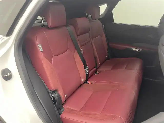 レクサス ＲＸ 350 Fスポーツ 埼玉県 2024(令6)年 2.2万km ホワイトノーヴァガラスフレーク パノラマルーフ　メーカーナビ　パノラミックビューモニター　ＢＳＭ　ＨＵＤ　赤ハーフレザー　デジタルインナーミラー　ビルトインＥＴＣ２．０　メモリシート　ステアリングヒーター　オレンジブレーキャリパー