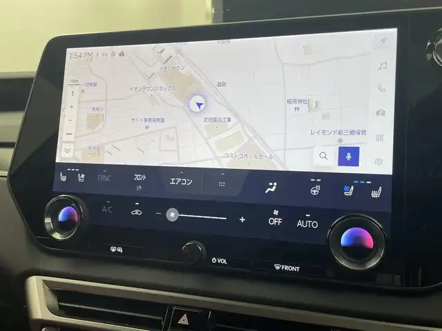 レクサス ＲＸ 350 Fスポーツ 埼玉県 2024(令6)年 2.2万km ホワイトノーヴァガラスフレーク パノラマルーフ　メーカーナビ　パノラミックビューモニター　ＢＳＭ　ＨＵＤ　赤ハーフレザー　デジタルインナーミラー　ビルトインＥＴＣ２．０　メモリシート　ステアリングヒーター　オレンジブレーキャリパー