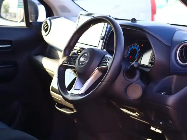 日産 デイズ HWS G ターボ プロパイロットED 福島県 2020(令2)年 4.8万km ブラック  4         W        D/ 純正９インチナビ・フルセグTV/ 純正アラウンドビューモニター/ 純正ドライブレコーダー/ 純正エンジンスターター/ プロパイロット/ 前左右シートヒーター/ 純正１６インチアルミホイル/ 純正LEDヘッドライト/ 純正フォグランプ/ エスペリアスーパーアップサス/ 新　車　保　証　書/ 取　扱　説　明　書/ 車 検 時 記 録 簿 有/　　　(R5/R7)