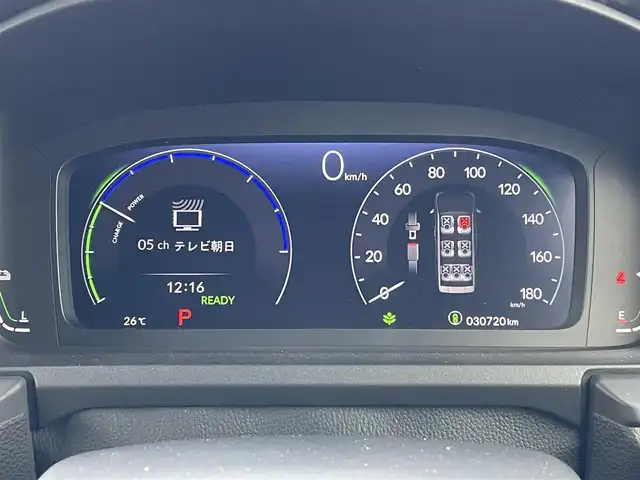 ホンダ ステップワゴン スパーダ eHEV プレミアムライン 東京都 2023(令5)年 3.1万km プラチナホワイトパール 純正11.4型ホンダコネクトナビ＆地デジ/・BluetoothＡｕｄｉｏ/USB/・AppleCarPlay＆AndroidAuto/・ＣＤ/DVD再生可/ＬＥＤヘッドライト/マルチビューカメラ/ホンダセンシング/（安全運転支援システム）/・衝突軽減ブレーキ/・後方誤発進抑制機能/・歩行者事故低減ステアリング/・渋滞追従機能付きアダプティブクルーズコントロール/・車線維持支援システム/・先行車発進お知らせ機能/・オートハイビーム/・誤発進抑制機能/・近距離衝突軽減ブレーキ/・路外逸脱抑制機能/・標識認識機能/ブラインドスポット/パーキングセンサー/シートヒーター/両側電動スライドドア/パワーバックドア/ETC/スマートキー