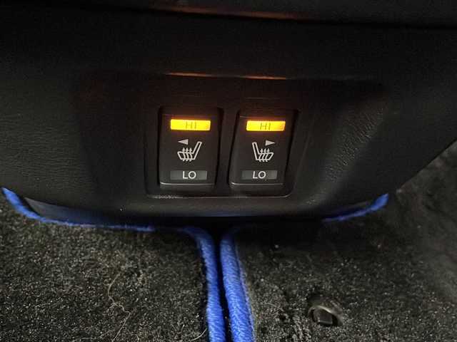 日産 セレナ e－パワー ハイウェイスター V 埼玉県 2018(平30)年 3.5万km マルーンレッド 純正９インチナビ　MM517D-L/全方位カメラ/両側パワースライドドア/前方ドライブレコーダー/ハンドルヒーター/クルーズコントロール/エマージェンシーブレーキ/パーキングアシスト/コーナーセンサー/レーンキープアシスト/横滑り防止装置/社外ビルトインＥＴＣ/前席シートヒーター　/衝突軽減ブレーキ/ロールサンシェード/純正フロアマット/純正アルミホイール