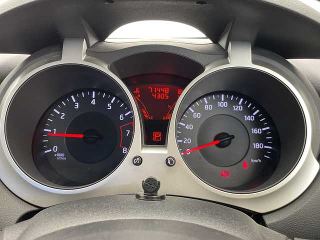 日産 ジューク 15RX パーソナライズパック 愛知県 2013(平25)年 7.2万km パッションレッド SDナビ/バックカメラ/純正アルミホイール/オートライト/ドライブレコーダー/ETC/ワンセグ/CD DVD/Bluetooth/ステアリングスイッチ/スマートキー/プッシュスタート