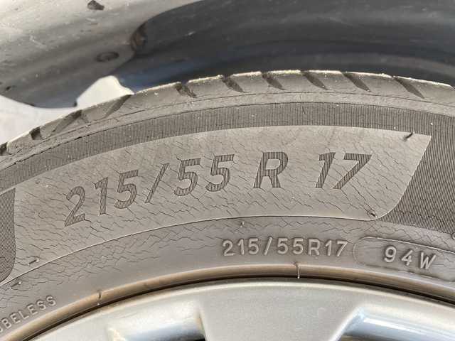 日産 ジューク 15RX パーソナライズパック 愛知県 2013(平25)年 7.2万km パッションレッド SDナビ/バックカメラ/純正アルミホイール/オートライト/ドライブレコーダー/ETC/ワンセグ/CD DVD/Bluetooth/ステアリングスイッチ/スマートキー/プッシュスタート