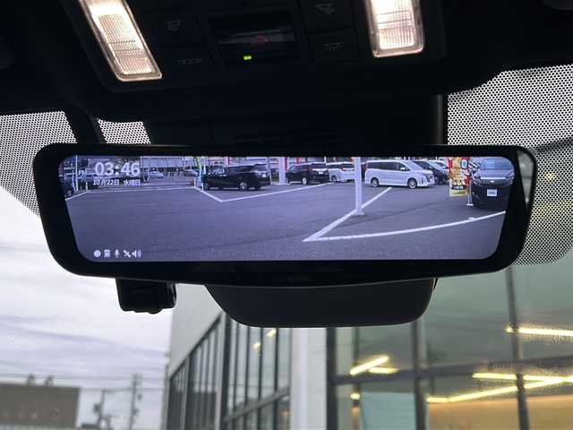 トヨタ ヴォクシー S－Z 長野県 2024(令6)年 2.4万km アティチュードブラックマイカ ディスプレイオーディオプラス/・コネクティッドナビ対応10.5インチディスプレイオーディオ/（USB/HDMI/DVD)/フルセグTV/BluetoothAudio/ビルトインETC2.0/セーフティセンス/・プリクラッシュセーフティ/・レーントレーシングアシスト/・レーンディパーチャーアラート/・レーダークルーズコントロール/・オートマチックハイビーム/・ロードサインアシスト/・ドライバー異常時対応システム/・プロアクティブドライビングアシスト/・発進遅れ告知機能/・パーキングサポートブレーキ/・ブラインドスポットモニター/バックカメラ/アルパインデジタルインナーミラー/（前後ドライブレコーダー機能搭載）/両側パワースライドドア/ハーフレザーシート/シートヒーター（D・N席）/革巻きステアリング/ステアリングスイッチ/電動パーキングブレーキ/ブレーキホールド/プロジェクター式LEDヘッドライト/オートライト/スマートキー/Pスタート/電動格納ミラー/純正17インチAW/純正フロアマット/ドアバイザー
