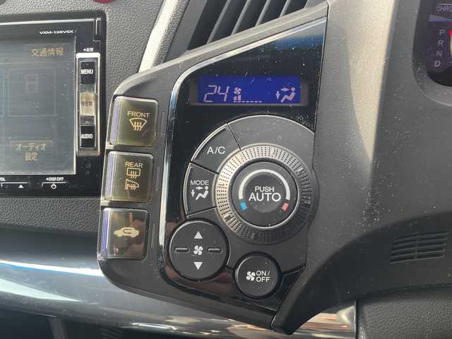 ホンダ ＣＲ－Ｚ α 三重県 2012(平24)年 6.5万km プレミアムホワイトパール 登録時65106km/ワンオーナー/禁煙車/純正ナビ/ワンセグＴＶ/バックカメラ/クルーズコントロール/ステアリングスイッチ/パドルシフト/ＥＴＣ/オートライト/スペアキー/純正フロアマット/アイドリングストップ/純正アルミ