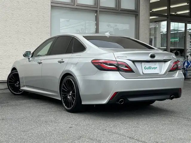 トヨタ クラウン ハイブリッド G－エグゼクティブ 大阪府 2018(平30)年 3.8万km プレシャスシルバー 純正メモリナビ/（フルセグ/BT/CD/DVD）/バックカメラ/レーダークルーズコントロール/レーンキープアシスト/パドルシフト/プリクラッシュセーフティ/ブラインドスポットモニター/レザーシート（ベージュ）/前席パワーシート/エアーシート/全席シートヒーター/ハンドルヒーター/社外19インチAW（TWS）/デジタルインナーミラー型ドラレコ/後席サンシェード/ETC2.0/保証書/取扱説明書/スペアキー
