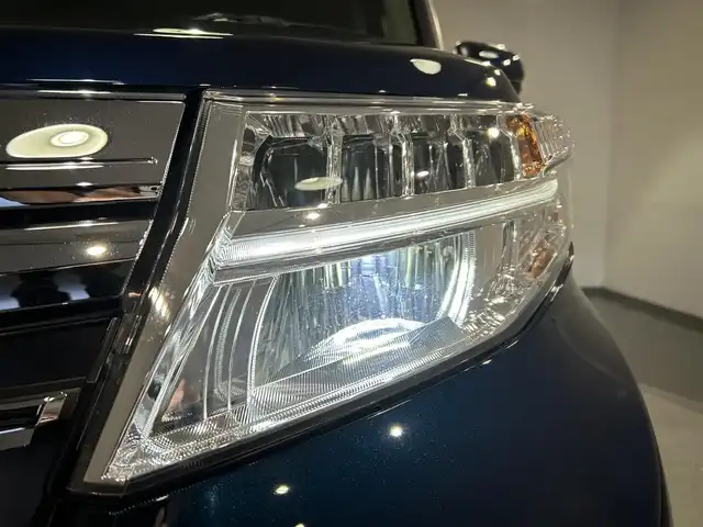 トヨタ ルーミー カスタムG－T 愛知県 2019(令1)年 4.3万km レーザーブルークリスタルシャイン 純正９インチナビ　/(Bluetooth/フルセグTV/AM/FM/SD/CD・DVD再生）/両側電動スライドドア　/衝突軽減ブレーキ　/ビルトインＥＴＣ　/ＬＥＤヘッドライト　/バックカメラ　/パーキングセンサー　/ドライブレコーダー　/クルーズコントロール　/オートハイビーム　/プッシュスタート/ -スマートキ/LEDフォグ