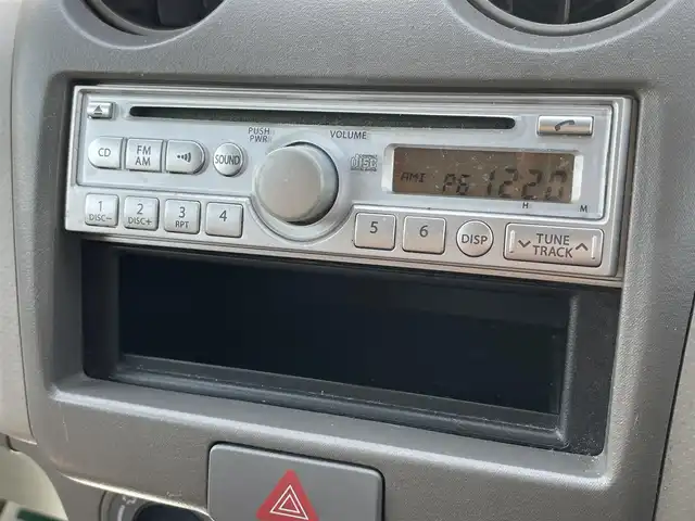 スズキ アルト GⅡ 岩手県 2008(平20)年 7.3万km シルキーシルバーメタリック 禁煙車/4WD/夏タイヤアルミ車載/オーディオ/→FM/AM/ドアバイザー/フロアマット/シガーソケット