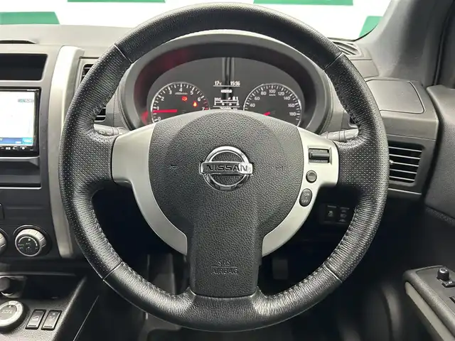 日産 エクストレイル 20Xtt ブラック エクストリーマーX 鹿児島県 2013(平25)年 7.6万km ダイヤモンドブラック 4WD/ハイパールーフレール/純正7インチSDナビ【MC312D-A】/（CD/DVD/フルセグ/Bluetooth/SD）/社外ETC/革巻きステアリング/ステアリングリモコン/ハーフレザーシート/撥水カプロンシート/全席シートヒーター/電動格納ミラー/純正HIDヘッドライト/オートライト/純正フロアマット/純正ドアバイザー/純正18インチアルミ/取扱説明書