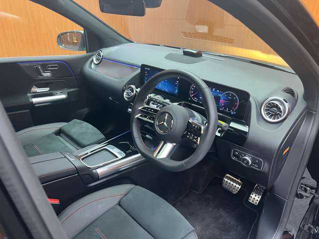 メルセデス・ベンツ Ｍ・ベンツ Ｂ２００ｄ AMGライン 千葉県 2024(令6)年 0.2万km コスモスブラック パノラマＳＲ　/純正ナビ　/バックカメラ　/ＡＣＣ　/ハーフレザーシート　/シートヒーター　/パワーシート　/ドライブレコーダー　/ＰＤＣ　/ＬＥＤヘッドライト　/オートライト　/純正１８インチＡＷ　/ＥＴＣ