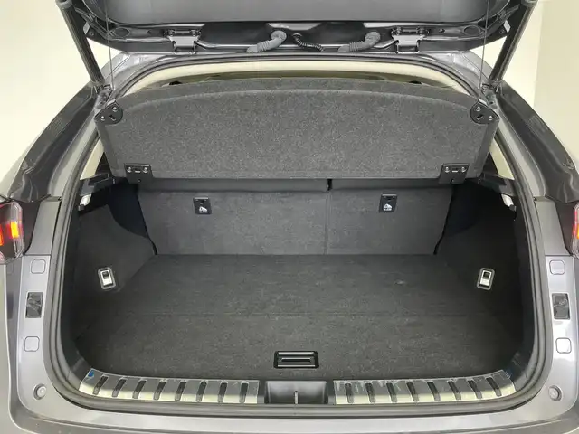 レクサス ＮＸ 300 Iパッケージ 埼玉県 2018(平30)年 4.2万km マーキュリーグレーマイカ 純正１０．１インチナビ　マルチビューモニター　黒レザー　ＢＳＭ　ビルトインＥＴＣ２．０　三眼ＬＥＤ　ステアリングヒーター　メモリシート　シートヒーター　レーダークルーズコントロール　オートライト　地デジＴＶ