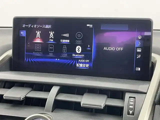 レクサス ＮＸ 300 Iパッケージ 埼玉県 2018(平30)年 4.2万km マーキュリーグレーマイカ 純正１０．１インチナビ　マルチビューモニター　黒レザー　ＢＳＭ　ビルトインＥＴＣ２．０　三眼ＬＥＤ　ステアリングヒーター　メモリシート　シートヒーター　レーダークルーズコントロール　オートライト　地デジＴＶ