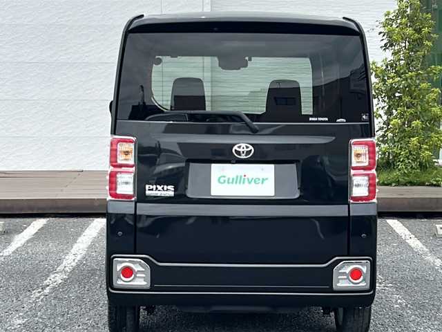 トヨタ ピクシスメガ L SAⅢ 千葉県 2022(令4)年 2.6万km ブラックマイカメタリック ナビＮＳＣＮ－Ｗ６８　バックカメラ　両側パワースライドドア　ＥＴＣ　スマートキー　プッシュスタート　マット　オートライト　ＡＨＢ　１４インチＡＷ　バックセンサー　ドアバイザー　アイドリングストップ