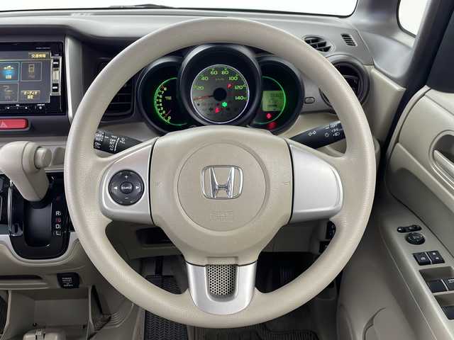 ホンダ Ｎ ＢＯＸ G Lパッケージ 岐阜県 2013(平25)年 9.4万km クリスタルブラックパール 純正7インチナビ/　(AM/FM/CD/DVD/TV/Bluetooth)/バックカメラ/両側パワースライドドア/オートエアコン/ステアリングスイッチ/スマートキー/スペアキー/純正フロアマット/ドアバイザー/社外アルミホイール/電格ミラー