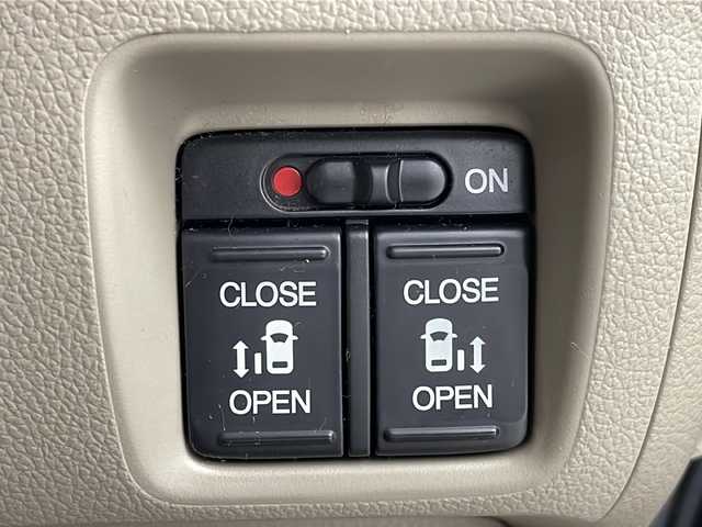 ホンダ Ｎ ＢＯＸ G Lパッケージ 岐阜県 2013(平25)年 9.4万km クリスタルブラックパール 純正7インチナビ/　(AM/FM/CD/DVD/TV/Bluetooth)/バックカメラ/両側パワースライドドア/オートエアコン/ステアリングスイッチ/スマートキー/スペアキー/純正フロアマット/ドアバイザー/社外アルミホイール/電格ミラー