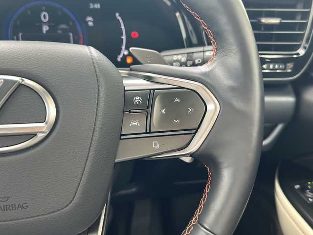 レクサス ＮＸ 250 バージョンL 愛知県 2023(令5)年 0.9万km グラファイトブラックガラスフレーク /禁煙//ワンオーナー//メーカーナビ//フルセグ/BT/USB/Miracast/FM/AM//バック/サイドカメラ//純正20AW//黒白レザーシート//パワーバックドア//革巻ステアリング//ステアリングスイッチ//ステアリングヒーター//パドルシフト//全席シートヒーター//前席ベンチレーション//ワイヤレス充電//ビルトインETC2.0//アイドリングストップ//クリアランスソナー//LDA/PKSB/BSM/安心降車サポート//RCTR/PADA/RSA/ACC//フロアマット//トノカバー//AC100V//type-C充電//360°ドライブレコーダー//Gスカッフプレート//三眼LEDヘッドライト//フォグ//ヘッドライトウォッシャー//オートハイビーム//オートリトラウィンカーミラー//電動パーキング//オートホールド//ドライブモード//ECO/NORMAL/SPORT//プッシュスタート//防眩ルームミラー//新車時保証書//取扱説明書//スマートキー//スマートスペアキー/カードキー