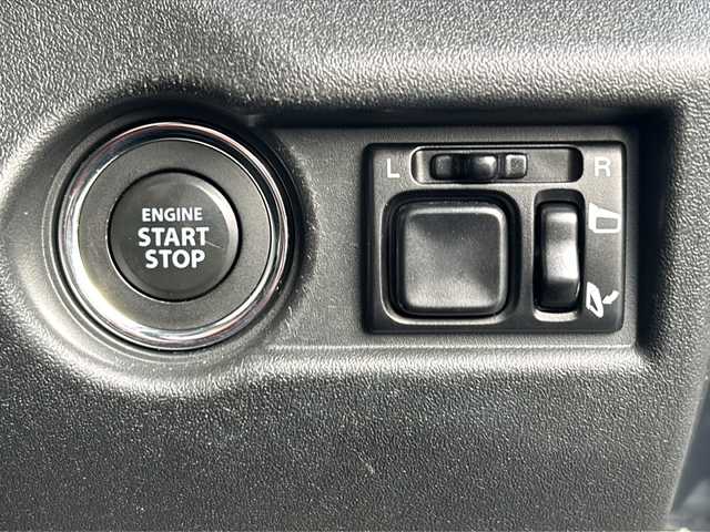 スズキ ジムニー XC 山形県 2022(令4)年 3.5万km ブルーイッシュブラックパール3 純正ナビ/（AM/FM/フルセグ/BT/CD）/スマートキー/前席シートヒーター/電動格納ミラー/フォグランプ/オートLEDヘッドライト/ダウンヒルアシスト/レーンキープアシスト/クルーズコントロール/背面タイヤ/純正フロアマット/社外前後ドライブレコーダー/ターボ/ETCワンオーナー