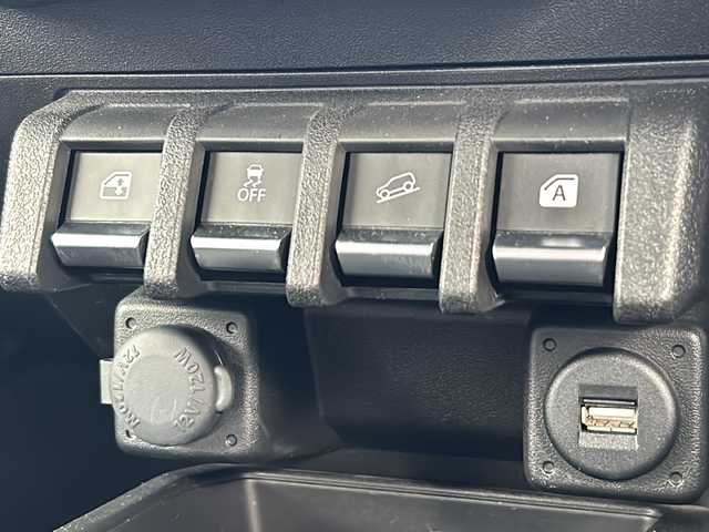 スズキ ジムニー XC 山形県 2022(令4)年 3.5万km ブルーイッシュブラックパール3 純正ナビ/（AM/FM/フルセグ/BT/CD）/スマートキー/前席シートヒーター/電動格納ミラー/フォグランプ/オートLEDヘッドライト/ダウンヒルアシスト/レーンキープアシスト/クルーズコントロール/背面タイヤ/純正フロアマット/社外前後ドライブレコーダー/ターボ/ETCワンオーナー