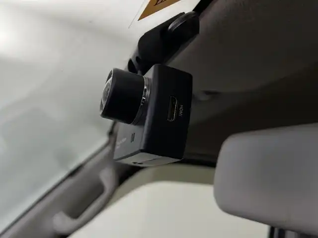 スズキ エブリイ PA 愛知県 2017(平29)年 4.7万km シルキーシルバーメタリック 社外ナビ/・Bluetooth/・CD/DVD/・フルセグテレビ/前方ドライブレコーダー/ＥＴＣ/Ｗエアバッグ/両側スライドドア/フロアマット