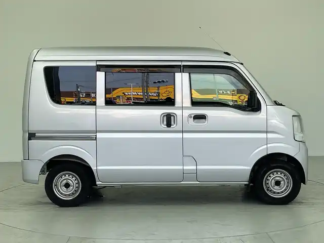 スズキ エブリイ PA 愛知県 2017(平29)年 4.7万km シルキーシルバーメタリック 社外ナビ/・Bluetooth/・CD/DVD/・フルセグテレビ/前方ドライブレコーダー/ＥＴＣ/Ｗエアバッグ/両側スライドドア/フロアマット