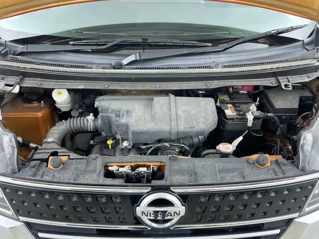 日産 デイズ ルークス ハイウェイスターX Gパッケージ 愛知県 2016(平28)年 4.3万km プレミアムサンシャインオレンジ 純正7型ナビ（AM/FM/フルグ/Buetooth/CD/DVD）/アラウンドビューカメラ/両側パワースライドドア/衝突軽減ブレーキ/横滑り防止機能/純正ドラレコ/LEDヘッドライト/プッシュスタート/スマートキー/ETC/アイドリングストップ/オートライト/オートマチックハイビーム/電格ミラー/フロントフォグ/純正フロアマット/純正アルミホイール/純正ドアバイザー/スペアキー