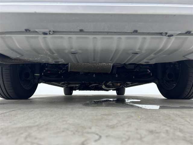日産 セレナ e－パワー ハイウェイスター 千葉県 2018(平30)年 7.6万km ブリリアントシルバー 純正8型SDナビ/純正後席モニター/全方位カメラ　/プロパイロット　/両側電動スライドドア/シートヒーター　/ハンドルヒーター　/電子インナーミラー　/パーキングアシスト　/リアオートエアコン/LEDヘッドライト（オートライト付き）/電動格納サイドミラー/バックカメラ/アイドリングストップ/ウィンカーミラー/2列目キャプテンシート/ドアバイザー/プッシュスタート/ETC