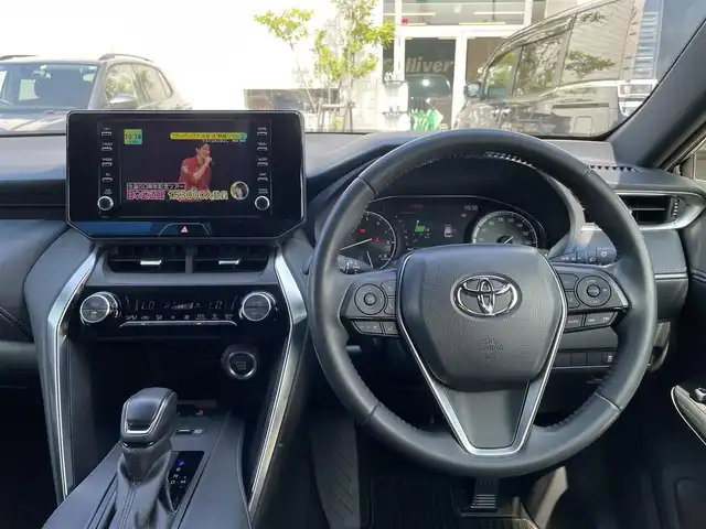 トヨタ ハリアー G 石川県 2020(令2)年 1.3万km プレシャスブラックパール ワンオーナー/純正ディスプレイオーディオ/フルセグTV/バックカメラ/LEDヘッドライト/ETC/パワーバックドア/デジタルインナーミラー/ドライブレコーダー付き/ハーフレザーシート/テレビキャンセラー/スマートキー/プッシュスタート/電動ミラー/保証書
