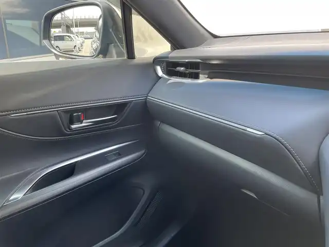 トヨタ ハリアー G 石川県 2020(令2)年 1.3万km プレシャスブラックパール ワンオーナー/純正ディスプレイオーディオ/フルセグTV/バックカメラ/LEDヘッドライト/ETC/パワーバックドア/デジタルインナーミラー/ドライブレコーダー付き/ハーフレザーシート/テレビキャンセラー/スマートキー/プッシュスタート/電動ミラー/保証書