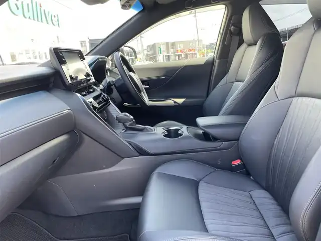 トヨタ ハリアー G 石川県 2020(令2)年 1.3万km プレシャスブラックパール ワンオーナー/純正ディスプレイオーディオ/フルセグTV/バックカメラ/LEDヘッドライト/ETC/パワーバックドア/デジタルインナーミラー/ドライブレコーダー付き/ハーフレザーシート/テレビキャンセラー/スマートキー/プッシュスタート/電動ミラー/保証書