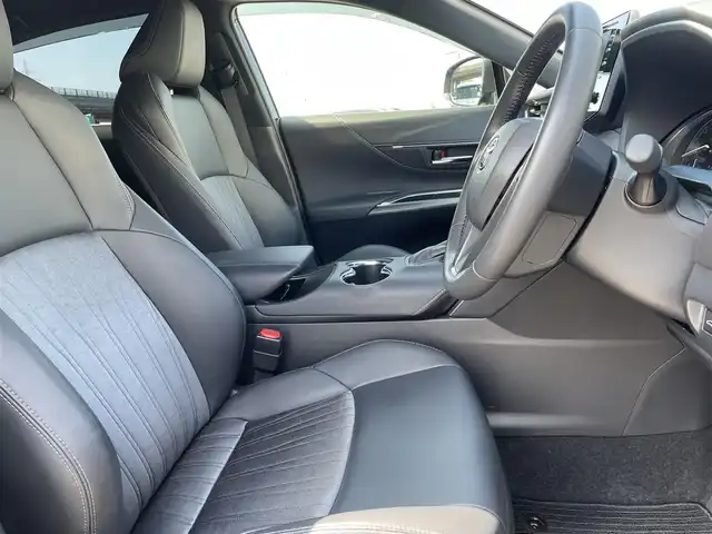 トヨタ ハリアー G 石川県 2020(令2)年 1.3万km プレシャスブラックパール ワンオーナー/純正ディスプレイオーディオ/フルセグTV/バックカメラ/LEDヘッドライト/ETC/パワーバックドア/デジタルインナーミラー/ドライブレコーダー付き/ハーフレザーシート/テレビキャンセラー/スマートキー/プッシュスタート/電動ミラー/保証書