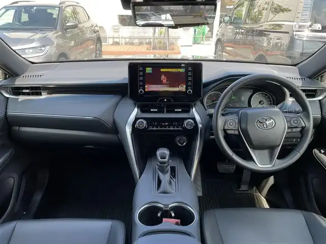 トヨタ ハリアー G 石川県 2020(令2)年 1.3万km プレシャスブラックパール ワンオーナー/純正ディスプレイオーディオ/フルセグTV/バックカメラ/LEDヘッドライト/ETC/パワーバックドア/デジタルインナーミラー/ドライブレコーダー付き/ハーフレザーシート/テレビキャンセラー/スマートキー/プッシュスタート/電動ミラー/保証書