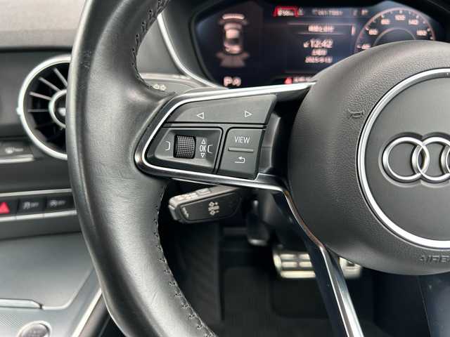アウディ ＴＴクーペ 2．0 TFSI クワトロ 茨城県 2015(平27)年 5.2万km 赤 アシスタンスＰＫＧ　/アドバンスドキー　/クルコン　/レーンアシスト/サイドアシスト/バーチャルＣＰ　/純正ナビ　/バックカメラ　/フルセグ　/ＢＴ　/ＵＳＢ　/ＣＤ　/ＤＶＤ　/ＳＤ　/自動駐車　/純正１９インチＡＷ　/ドラレコ　/禁煙車