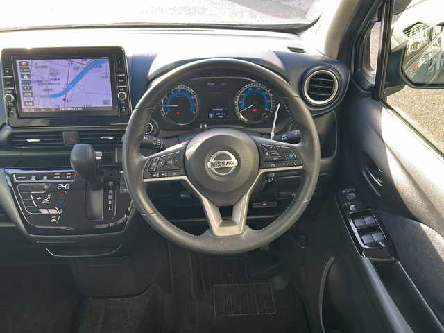 日産 デイズ HWS X プロパイロットED 京都府 2020(令2)年 4.9万km ソーダブルーM ９型インチナビ/全方位カメラ　/プロパイロット　/禁煙車　/バックカメラ　/クリアランスソナー　/ＬＥＤヘッドライト　/スマートキー　/ドライブレコーダー　/ＥＴＣ　スマートキー　/アイドリングストップ　/電動格納ミラー