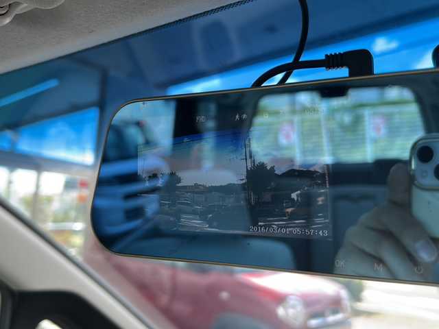 ホンダ ステップワゴン L 兵庫県 2009(平21)年 7.5万km プレミアムヒダマリアイボリーパール OP/・純正HDDインターナビシステム/CD/DVD/地デジTV/・マルチビューカメラ/・スカイルーフ/・純正16インチAW/・フローリングフロア/-/両側パワースライドドア/HIDヘッドランプ/オートライト/ビルトインETC/純正フロアマット/保証書/取説/スペアキー1本