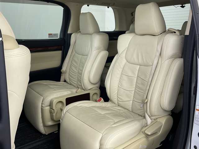 トヨタ アルファード G 兵庫県 2016(平28)年 7.8万km ホワイトパールクリスタルシャイン ・社外10インチナビ/CD/DVD/TV/SD/・社外リアフリップダウンモニター/・バックカメラ　/・プリクラッシュセーフティ/・レーダークルーズコントロール/・クリアランスソナー/・ECO MODE/・前後ドライブレコーダー/・ツインムーンルーフ/・両側パワースライドドア/・パワーバックドア/・ビルトインETC/・運転席メモリー機能付きパワーシート/・前席パワーシート/・オットマン/・nanoe/・LEDヘッドライト/・オートライト/・フォグランプ/・ウィンカーミラー/・オートワイパー/・ウォークスルー/・純正フロアマット/・純正１７インチアルミホイール/・社外レーダー/・社外革調シートカバー/・ドアバイザー/・オールオートパワーウィンドウ/・電動格納ミラー/・スマートキー/・スペアキー