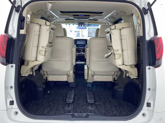 トヨタ アルファード G 兵庫県 2016(平28)年 7.8万km ホワイトパールクリスタルシャイン ・社外10インチナビ/CD/DVD/TV/SD/・社外リアフリップダウンモニター/・バックカメラ　/・プリクラッシュセーフティ/・レーダークルーズコントロール/・クリアランスソナー/・ECO MODE/・前後ドライブレコーダー/・ツインムーンルーフ/・両側パワースライドドア/・パワーバックドア/・ビルトインETC/・運転席メモリー機能付きパワーシート/・前席パワーシート/・オットマン/・nanoe/・LEDヘッドライト/・オートライト/・フォグランプ/・ウィンカーミラー/・オートワイパー/・ウォークスルー/・純正フロアマット/・純正１７インチアルミホイール/・社外レーダー/・社外革調シートカバー/・ドアバイザー/・オールオートパワーウィンドウ/・電動格納ミラー/・スマートキー/・スペアキー