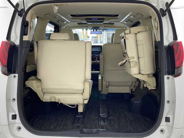 トヨタ アルファード G 兵庫県 2016(平28)年 7.8万km ホワイトパールクリスタルシャイン ・社外10インチナビ/CD/DVD/TV/SD/・社外リアフリップダウンモニター/・バックカメラ　/・プリクラッシュセーフティ/・レーダークルーズコントロール/・クリアランスソナー/・ECO MODE/・前後ドライブレコーダー/・ツインムーンルーフ/・両側パワースライドドア/・パワーバックドア/・ビルトインETC/・運転席メモリー機能付きパワーシート/・前席パワーシート/・オットマン/・nanoe/・LEDヘッドライト/・オートライト/・フォグランプ/・ウィンカーミラー/・オートワイパー/・ウォークスルー/・純正フロアマット/・純正１７インチアルミホイール/・社外レーダー/・社外革調シートカバー/・ドアバイザー/・オールオートパワーウィンドウ/・電動格納ミラー/・スマートキー/・スペアキー