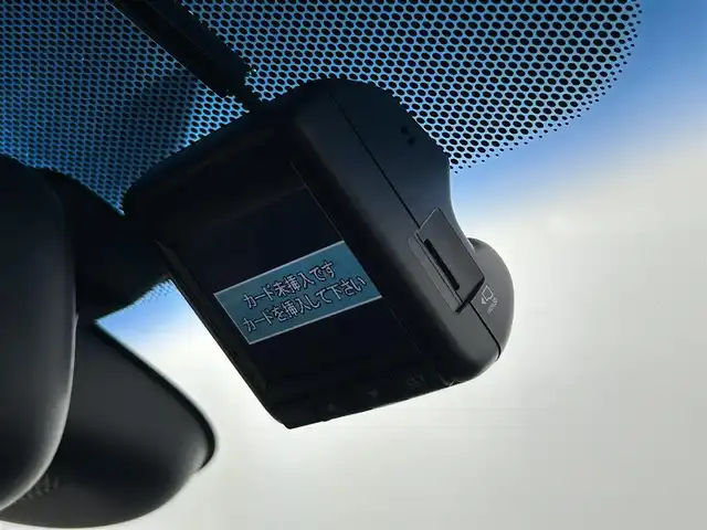 ホンダ フィット ハイブリット S ホンダセンシング 佐賀県 2017(平29)年 2.4万km ルージュアメジストM 純正７型ナビ/(フルセグTV/CD/DVD/Bluetooth/AM/FM/SD)/衝突軽減システム/バックカメラ/コーナーセンサー/レーンキープアシスト/レーダークルーズコントロール/パドルシフト/ＬＥＤヘッドライト/オートライト/フォグライト/純正１６インチアルミホイール/純正フロアマット/ドアバイザー/ビルトインETC/ドライブレコーダー/ステアリングリモコン/先行車発進告知機能/標識検知機能/盗難防止装置/横滑り防止装置/プッシュスタート/スマートキー/スペアキー×１