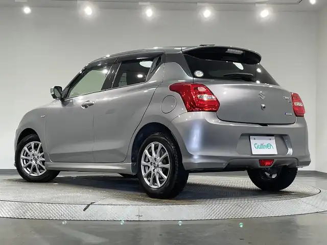 スズキ スイフト HYBRID RS 愛知県 2020(令2)年 3.6万km プレミアムシルバーメタリック 純正８インチナビ/全方位モニター/レーダークルーズコントロール/衝突軽減ブレーキ/ブラインドスポットモニター/車線逸脱警報/クリアランスソナー/シートヒーター/パドルシフト/前後ドライブレコーダー/ＬＥＤヘッドライト/バックフォグランプ/アクセサリーソケット/USB入力端子/ISOFIX/アイドリングストップ/純正フロアマット/スタッドレスタイヤ・社外15インチアルミホイール