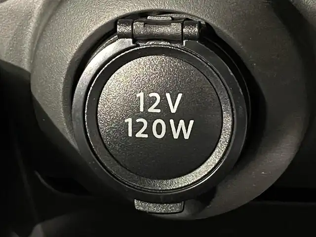 スズキ スイフト HYBRID RS 愛知県 2020(令2)年 3.6万km プレミアムシルバーメタリック 純正８インチナビ/全方位モニター/レーダークルーズコントロール/衝突軽減ブレーキ/ブラインドスポットモニター/車線逸脱警報/クリアランスソナー/シートヒーター/パドルシフト/前後ドライブレコーダー/ＬＥＤヘッドライト/バックフォグランプ/アクセサリーソケット/USB入力端子/ISOFIX/アイドリングストップ/純正フロアマット/スタッドレスタイヤ・社外15インチアルミホイール