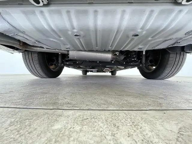 日産 セレナ e－パワー ハイウェイスター V 千葉県 2023(令5)年 0.6万km プリズムホワイト エマージェンシーブレーキ/・プロパイロット/・レーンキープアシスト/・車線逸脱警報システム/・ブラインドスポットモニター/・クリアランスソナー/純正9インチナビ/・Bluetooth/フルセグTV/HDMI/・アラウンドビューモニター/・ビルトインETC/・インテリジェントルームミラー/フリップダウンモニター/両側電動ドア/電子パーキング/・ブレーキホールド/オートライト/・オートマチックハイビーム/・LEDヘッドライト/・LEDフォグランプ/純正16インチAW/純正フロアマット/電動格納ウインカーミラー/プッシュスタート/・スマートキー/・スペアキー