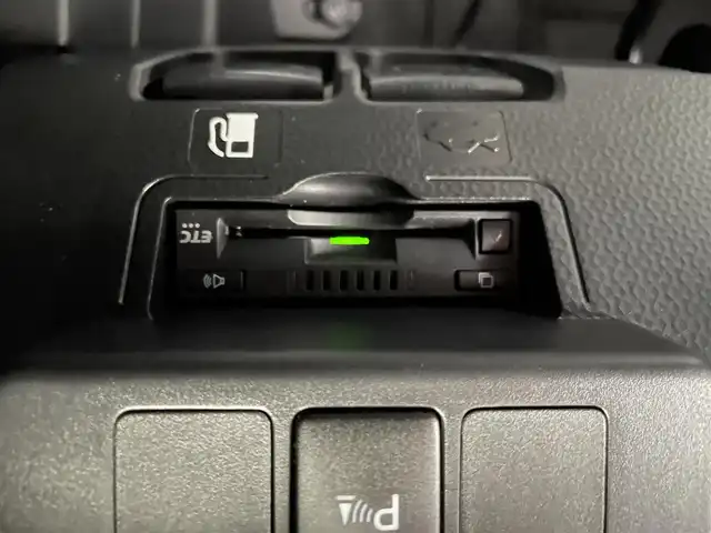 トヨタ ルーミー カスタムG－T 大阪府 2021(令3)年 2.1万km クールバイオレットクリスタルシャイン 純正9インチナビ/・フルセグTV/USB/BT/DVD/HDMI/パノラミックビューモニター/両側パワースライドドア/前後ドライブレコーダー/F席シートヒーター/ビルトインETC/純正フロアマット/純正15インチAW/LEDヘッド・フォグ/シートカバー付/保証書/スペアキー/アダプティブクルーズ/パーキングシステム/衝突軽減システム/アイドリングストップ