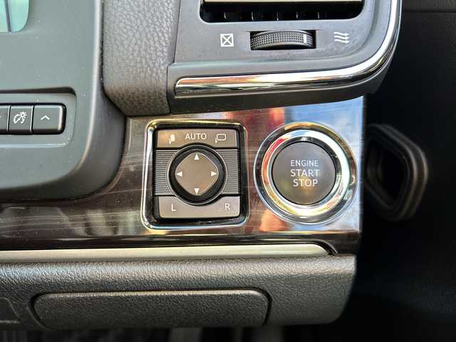 トヨタ クラウン アスリート S-T 岐阜県 2016(平28)年 9.7万km ホワイトパールクリスタルシャイン 登録時走行距離：96734km/純正ナビ/バックモニター/フルセグテレビ・Bluetooth・CD・DVD・USB/クルーズコントロール/ビルトインＥＴＣ/ドライブレコーダー/パワーシート/シートヒーター/ＬＥＤヘッドライト/オートライト/プッシュスタート/スマートキー/純正フロアマット/純正アルミホイール