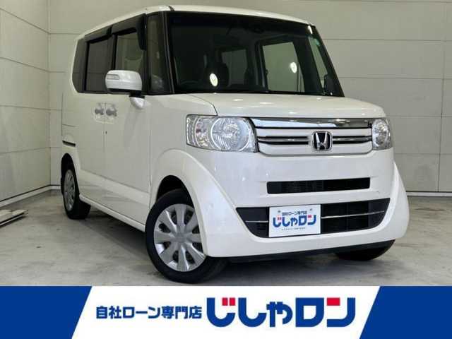 ホンダ Ｎ ＢＯＸ 沖縄県 2014(平26)年 4.2万km プレミアムホワイトパールⅡ (株)IDOMが運営する【じしゃロンOO店】の自社ローン専用車両になりますこちらは現金またはオートローンご利用時の価格です。自社ローンご希望の方は別途その旨お申付け下さい/・プッシュスタート  /・ナビ /・TV /・バックカメラ /・Bluetooth接続/・両側パワースライドドア　/・純正フロアマット　/・横滑り防止装置　/・盗難防止装置　/・衝突被害軽減システム　/・カーテンエアバック　